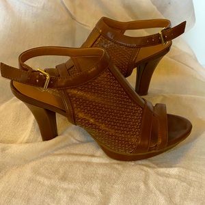 Naturalizer open toe slingback heels